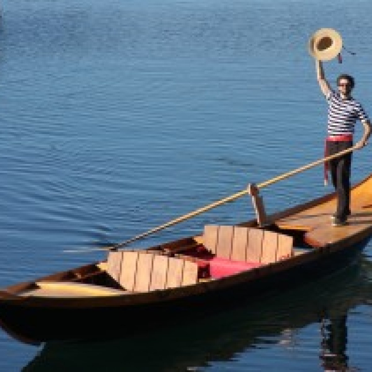 a small boat in a body of water